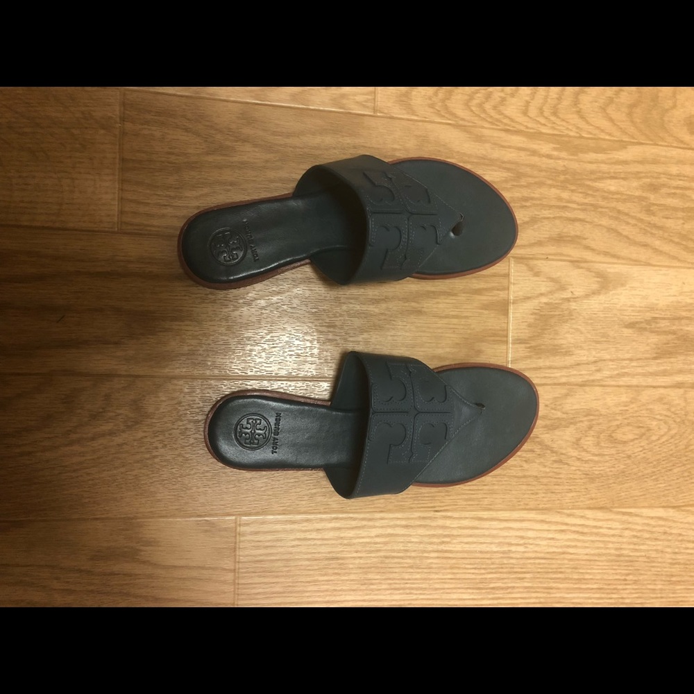 Tory Burch dark green sandal